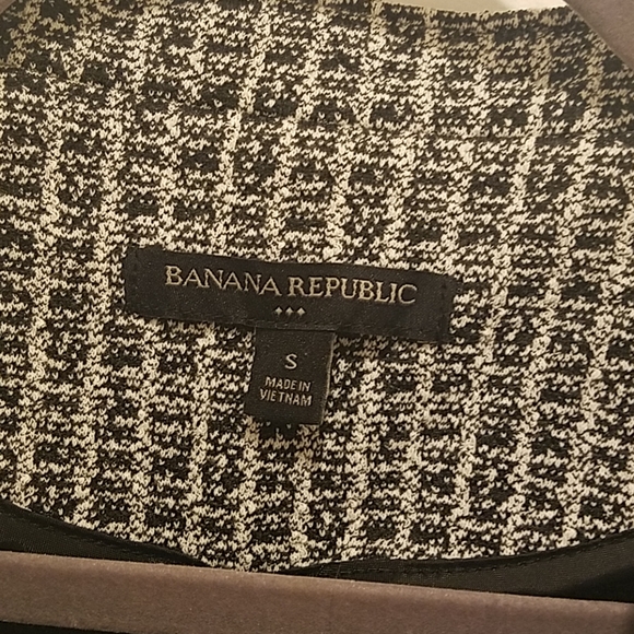 Banana Republic black and white blazer - Picture 2 of 5